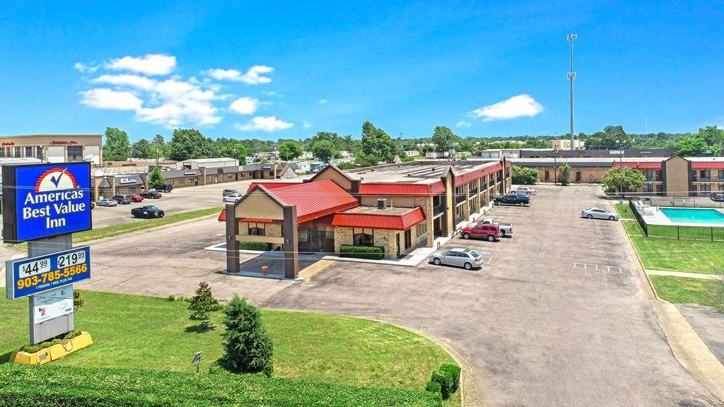 Americas Best Value Inn Париж Екстер'єр фото