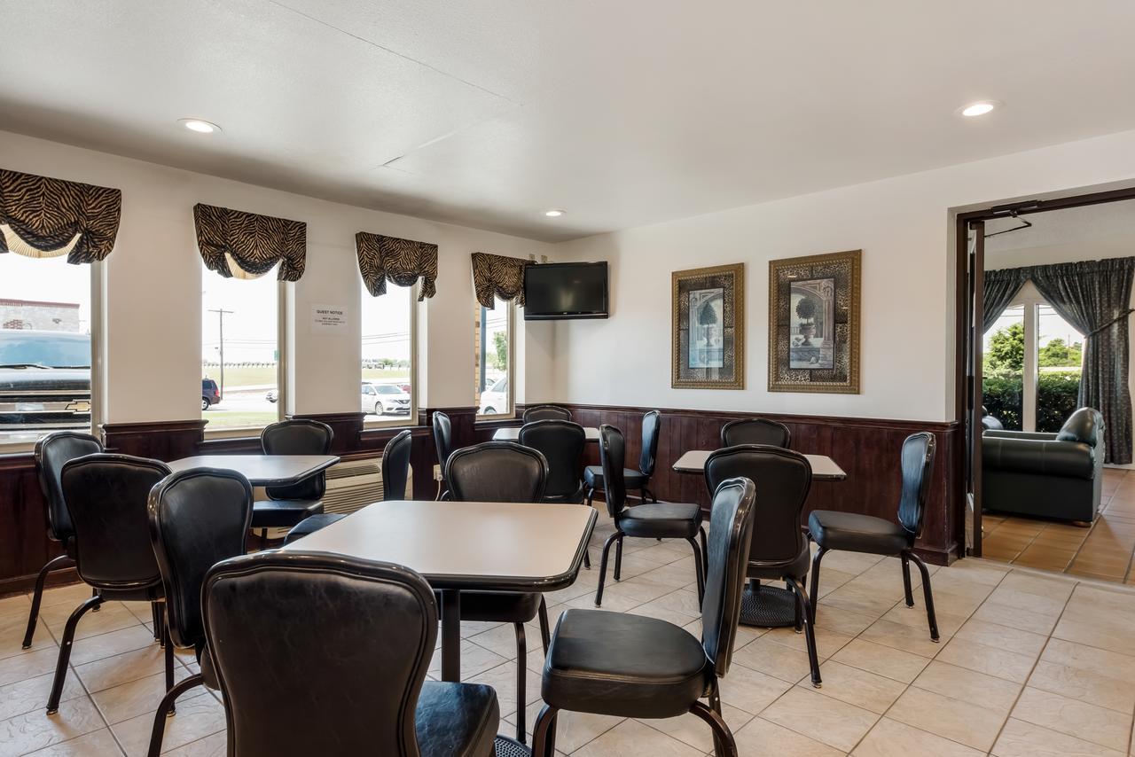 Americas Best Value Inn Париж Екстер'єр фото